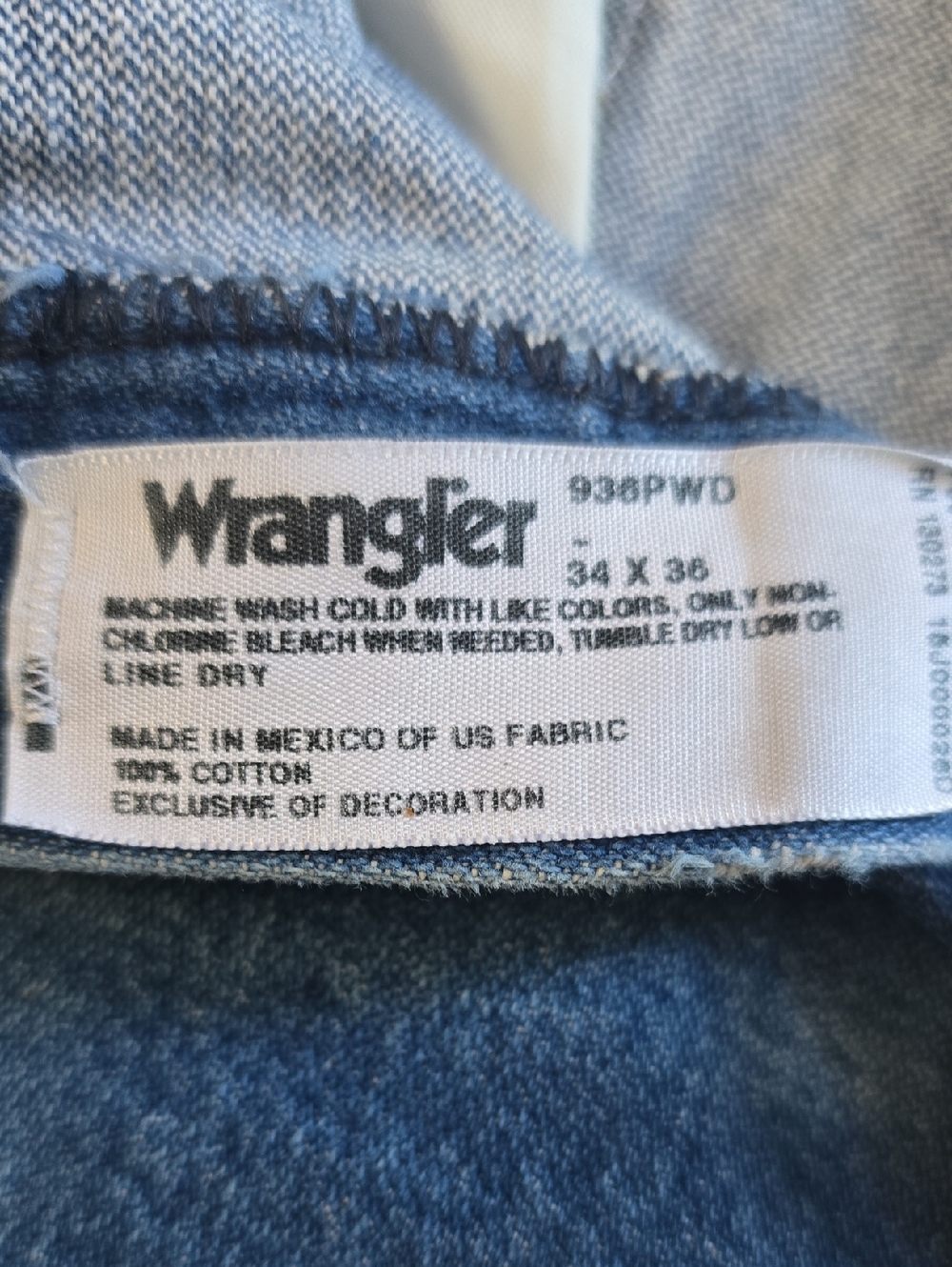 Wrangler Men’s Dark Blue Relaxed Fit Jeans 34x36 - Picture 3 of 4